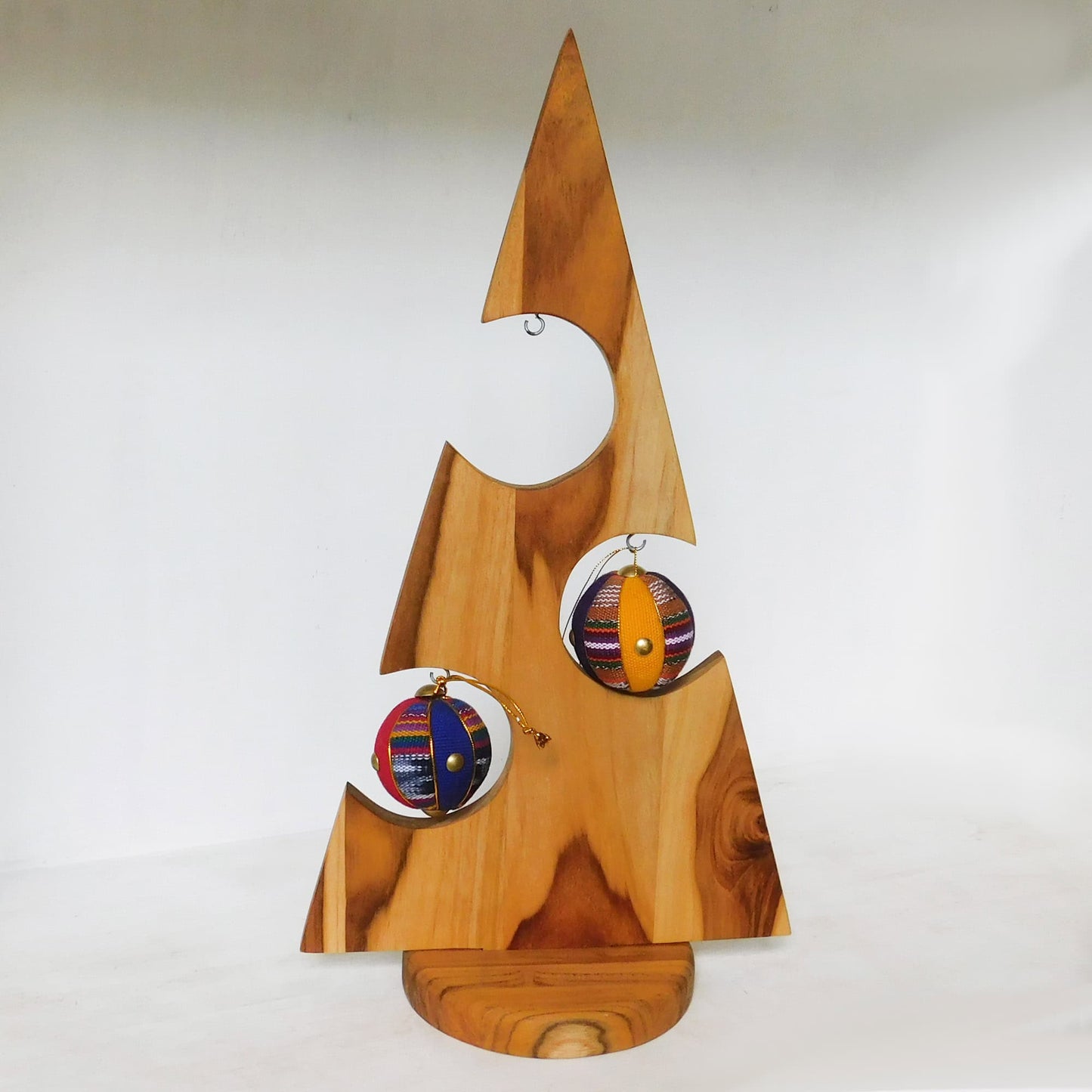 Árbol exhibidor de 3 adornos