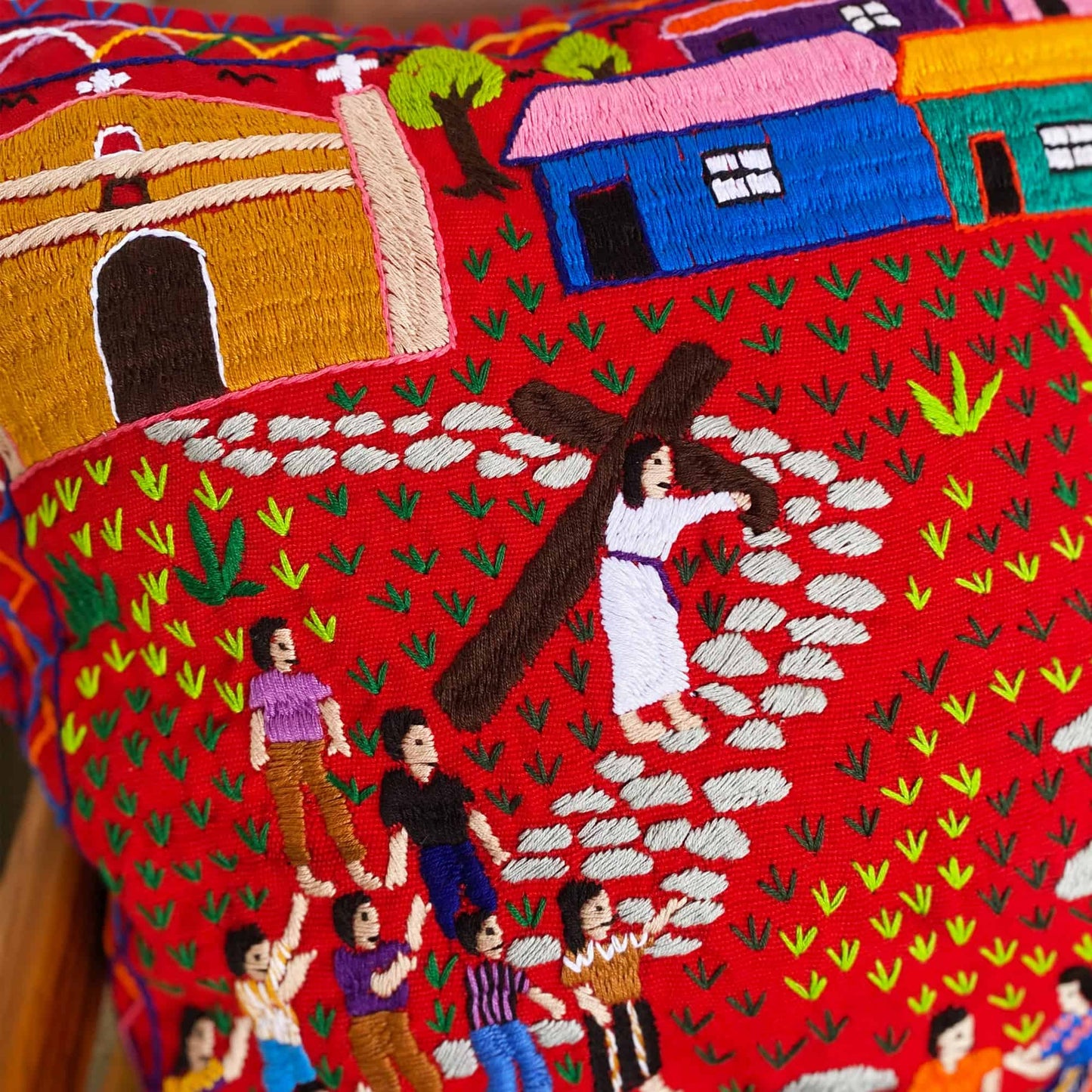 Cojín bordado de Semana Santa