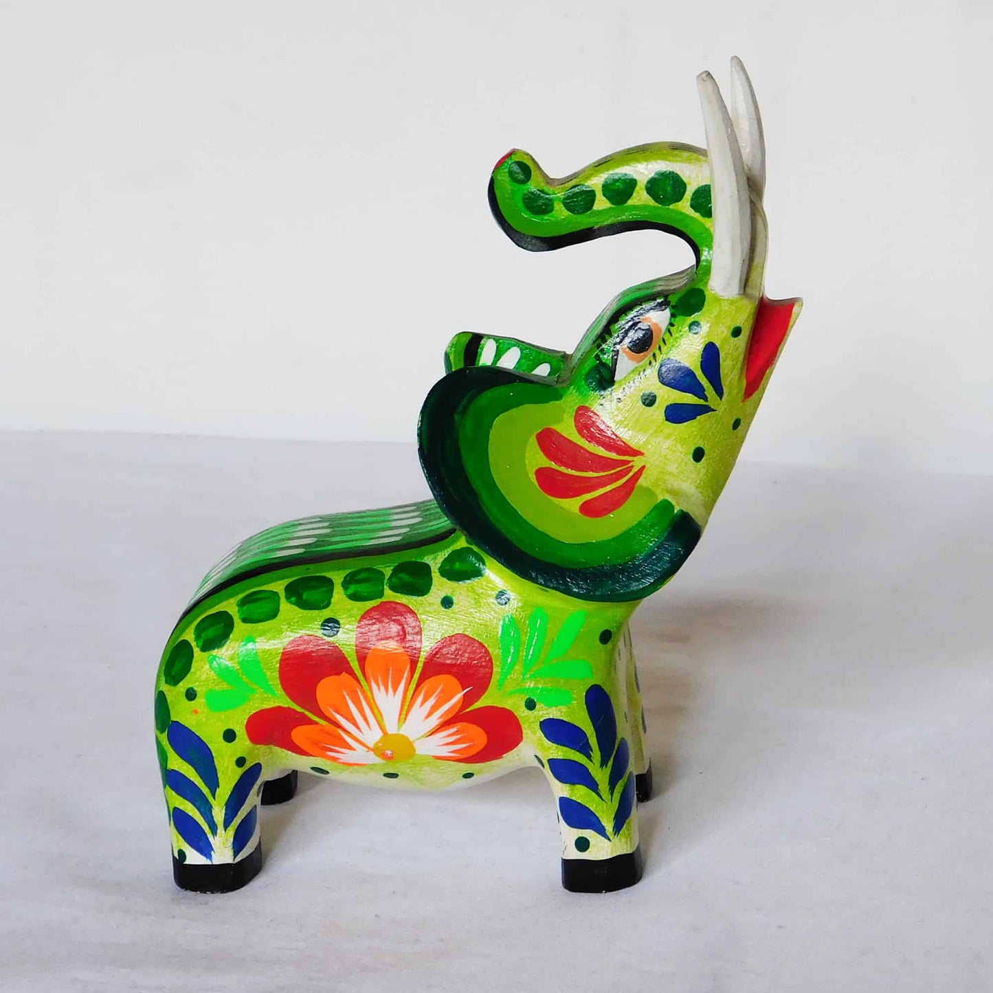 Figura decorativa elefante - colores variados