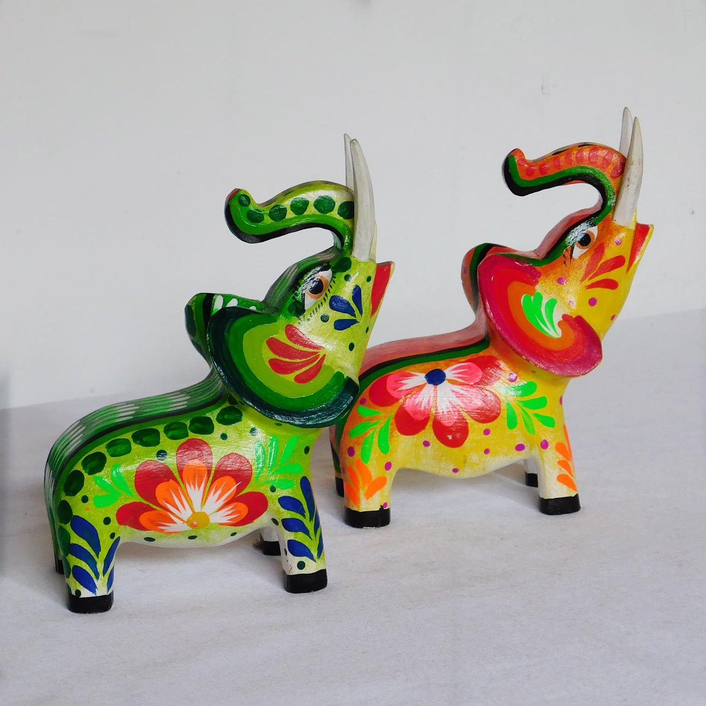 Figura decorativa elefante - colores variados