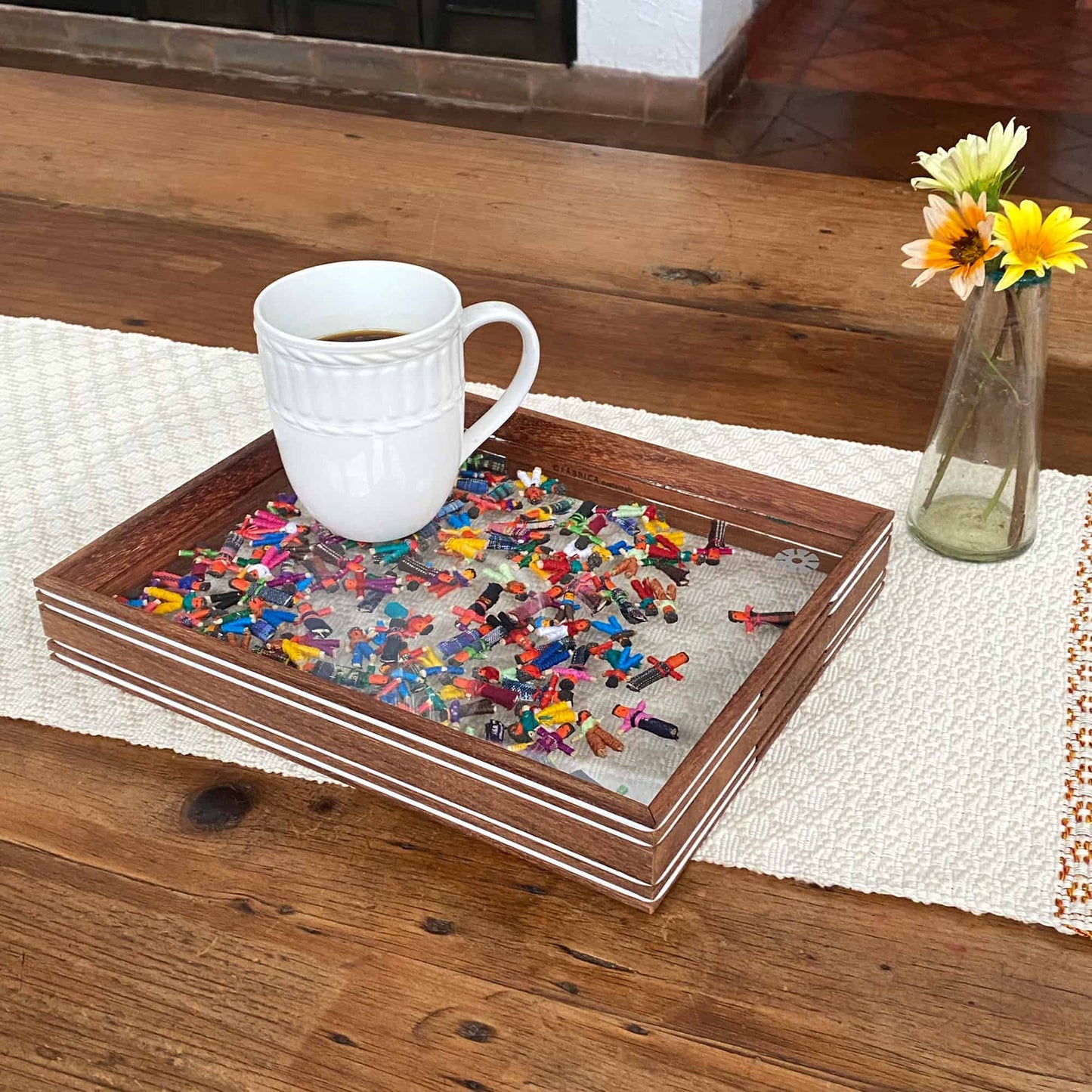 Bandeja con muñecas quitapenas