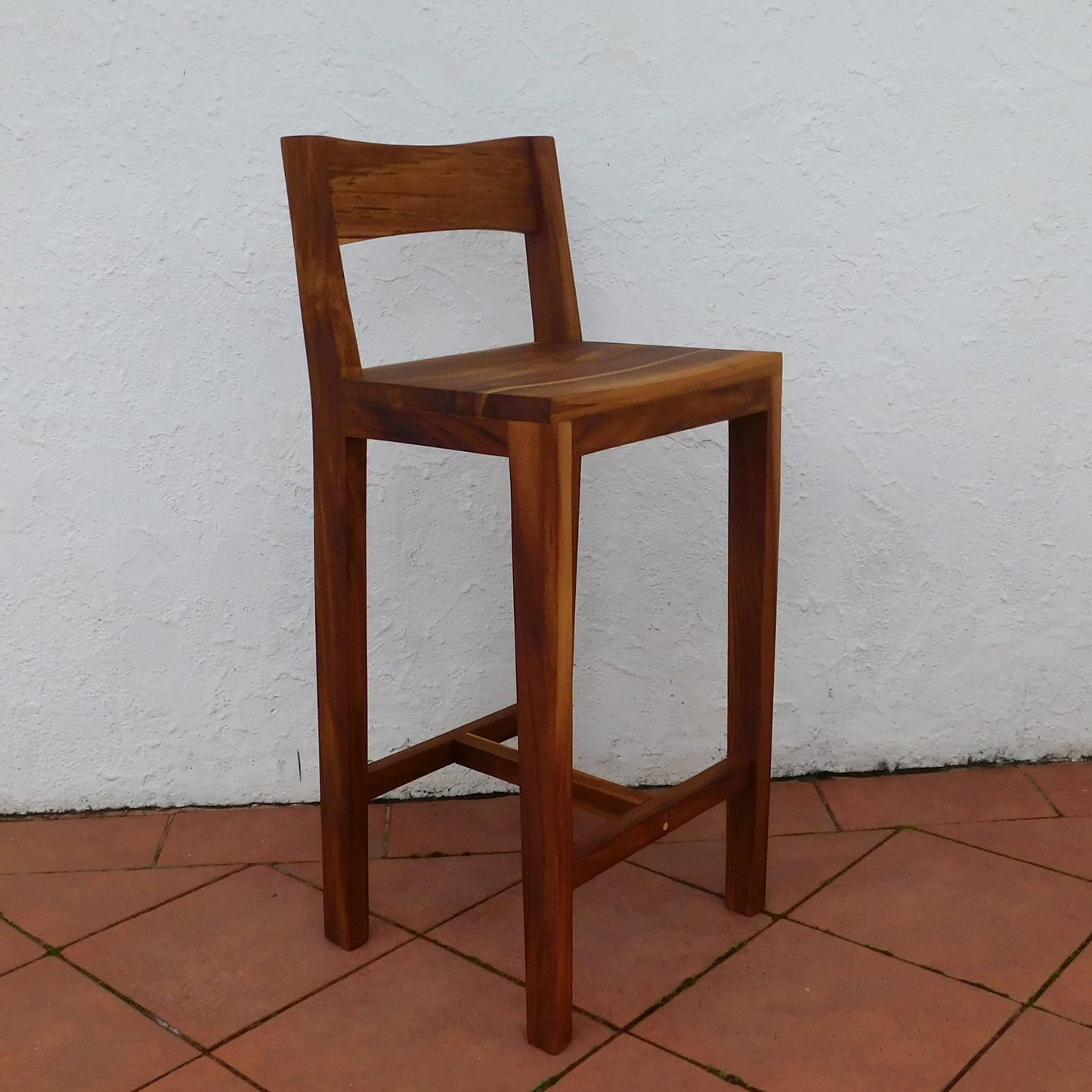 Banco alto para bar