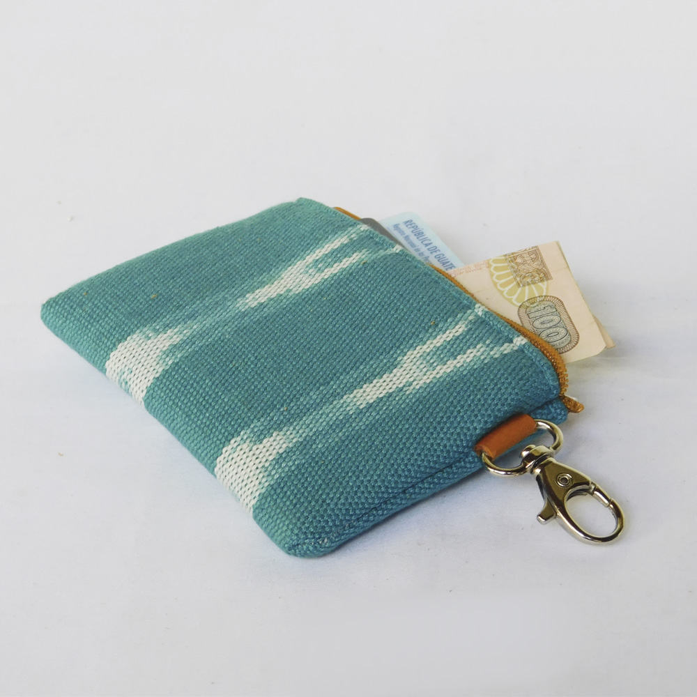 Monedero ikat turquesa