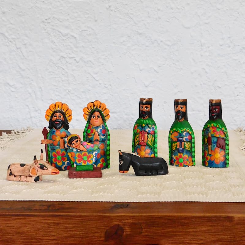 Nacimiento pequeño colores variados