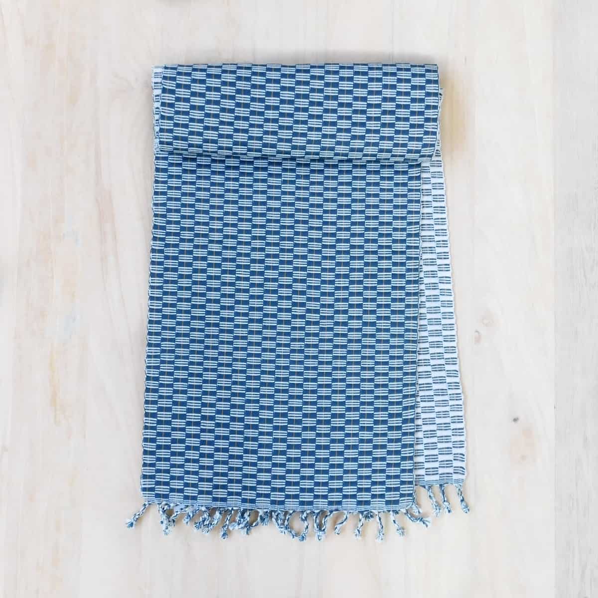 Camino de mesa Panalito - verde sipson / crudo reversible