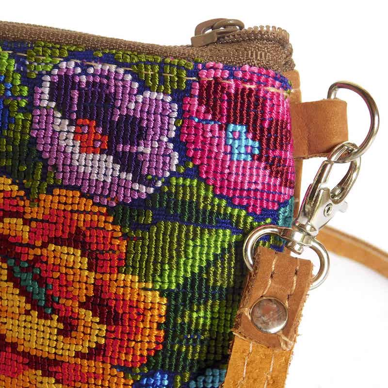 bolsa artesanal con correa extraible