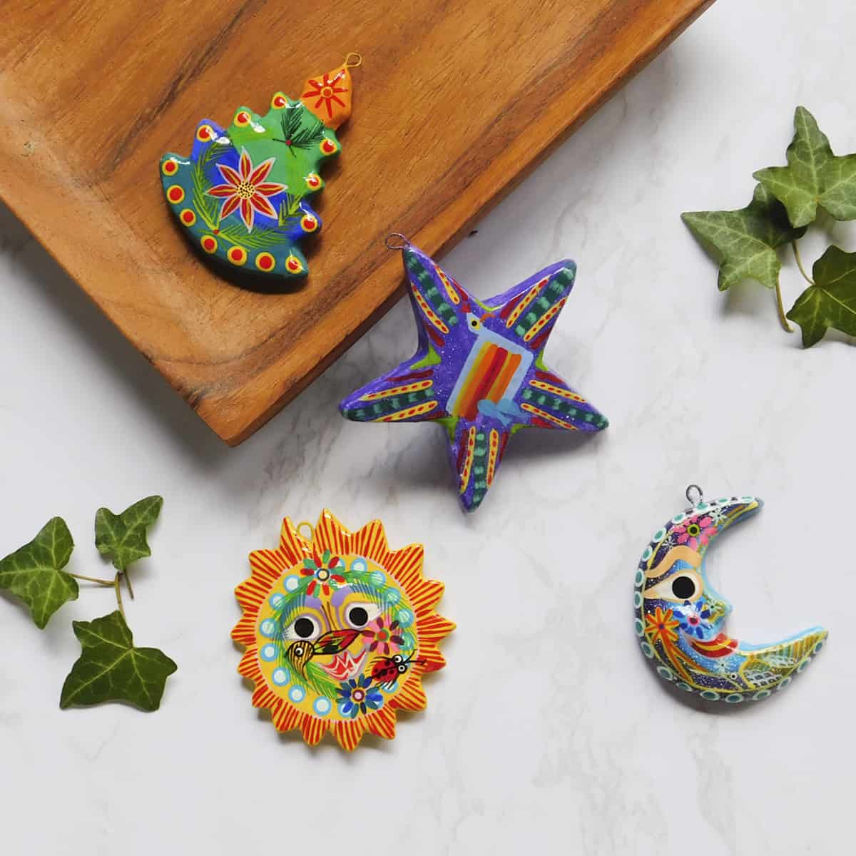 Adornos navideños de barro variedad