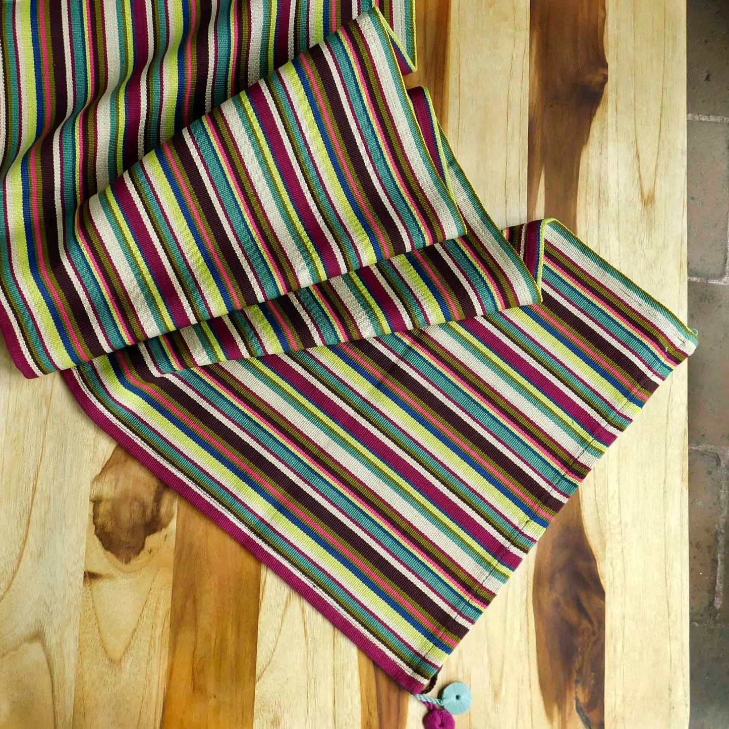 Camino de mesa multicolor