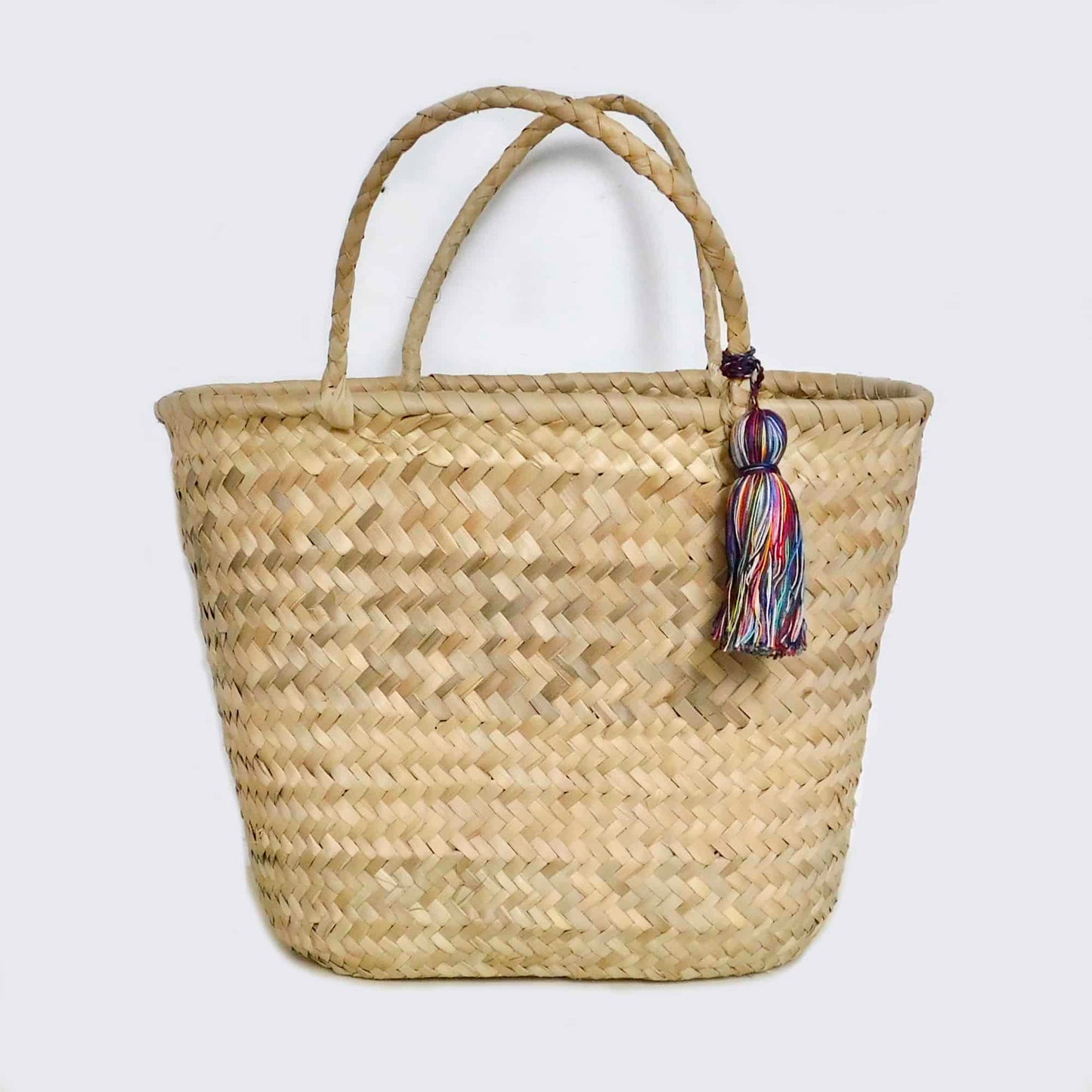 Canasta para la playa de fibra de palma