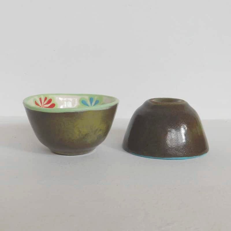 cuencos de cerámica hechos a mano por artesanos guatemaltecos