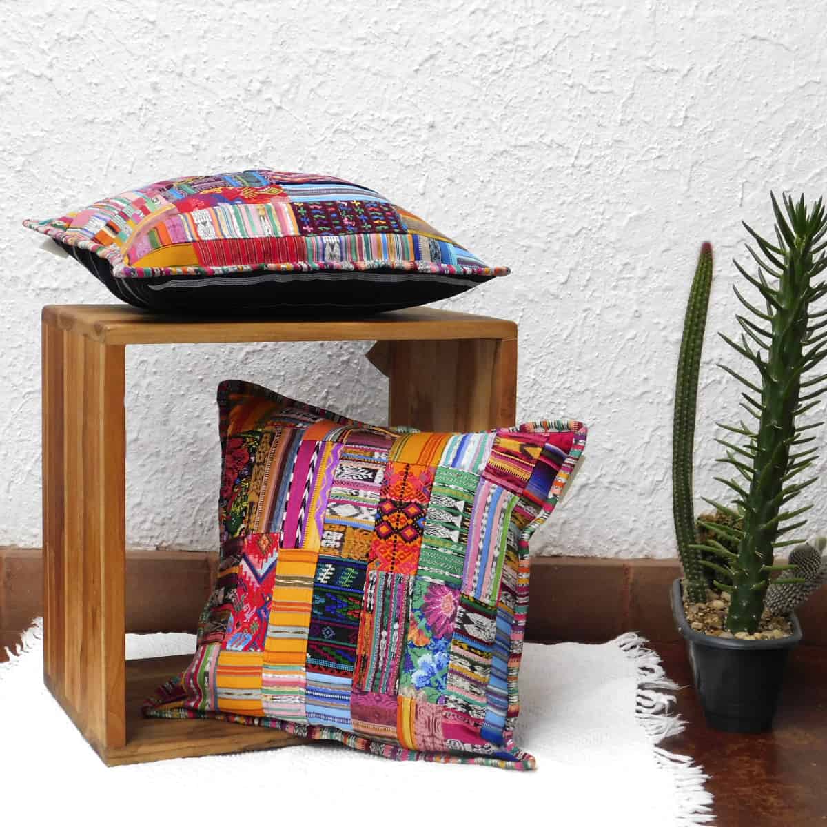 Cojín mosaico de corte