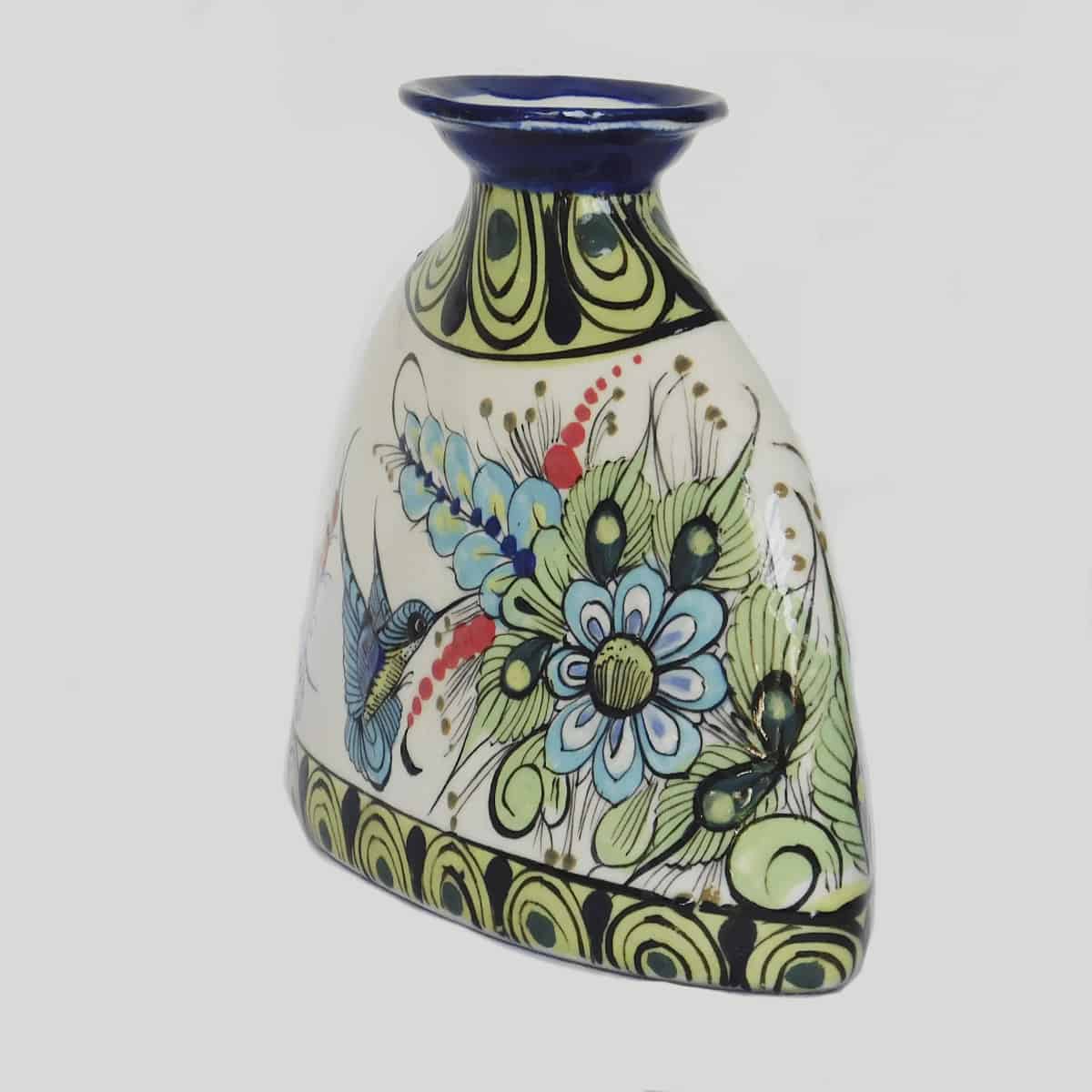Florero irregular de cerámica con colibríes