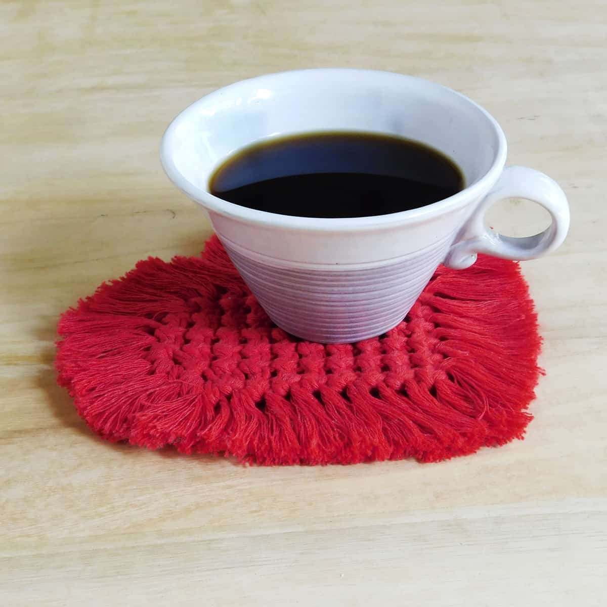 Portavaso corazón de macramé - Colores variados