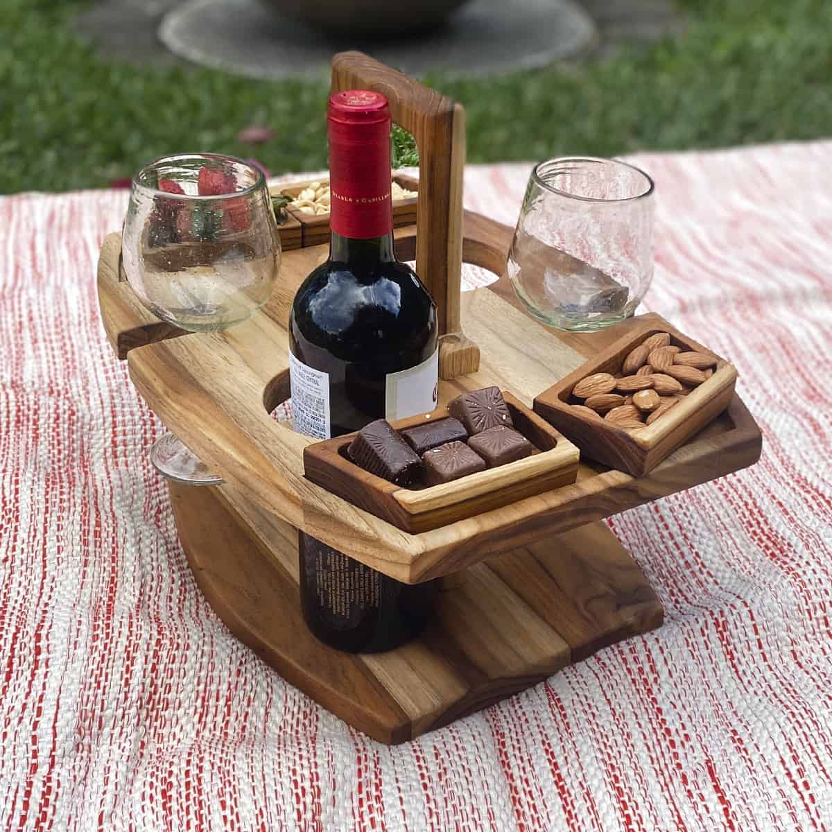 Base portátil para boquitas y vino