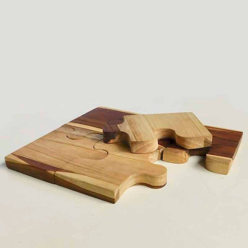 set de 6 portavasos de madera en forma de rompecabeza