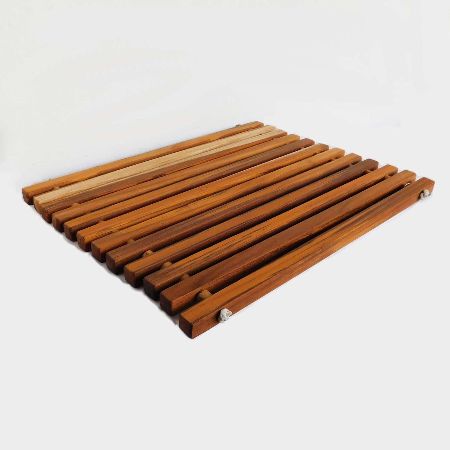 Alfombra de madera teca