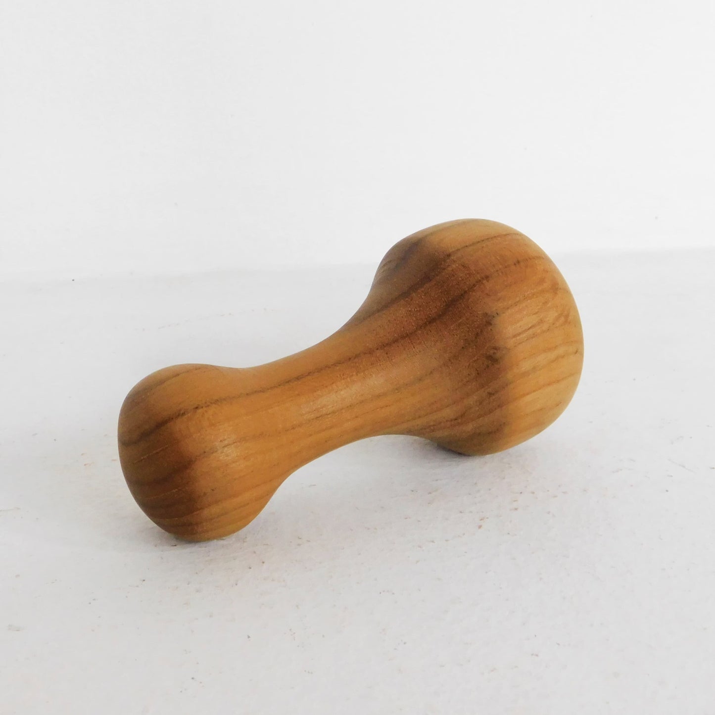 Machacador pequeño de madera teca