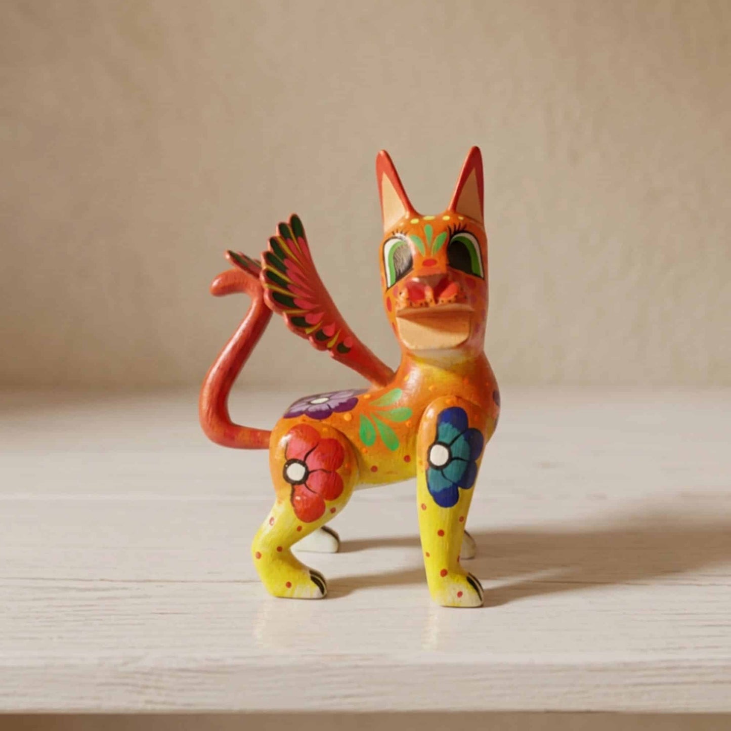 Figura decorativa Alebrije Perro