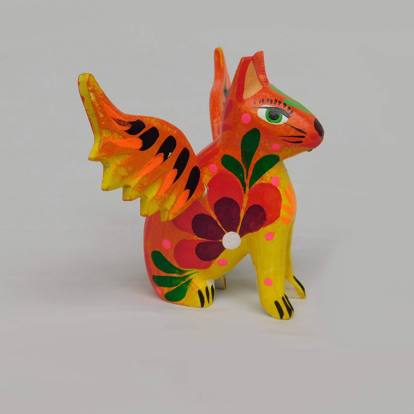 Figura decorativa alebrije gato pequeño