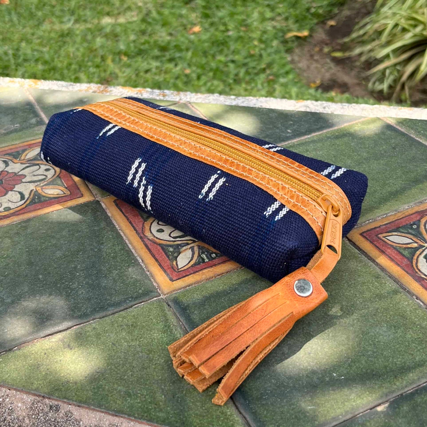 Estuche para lápices o lentes - Colección Serpentina Índigo