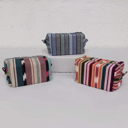 Cosmetiquera cuadrada - Colección Raíces a Rayas