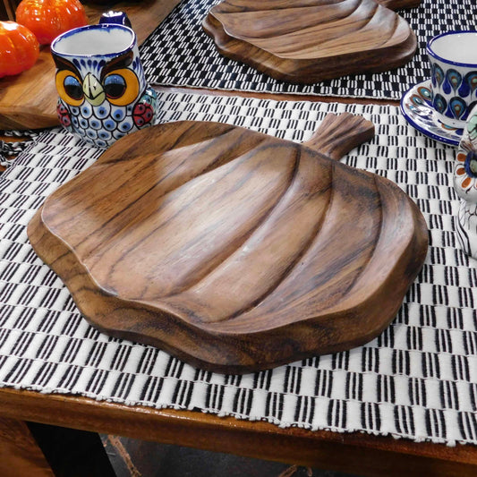 Bandeja tallada en forma de calabaza