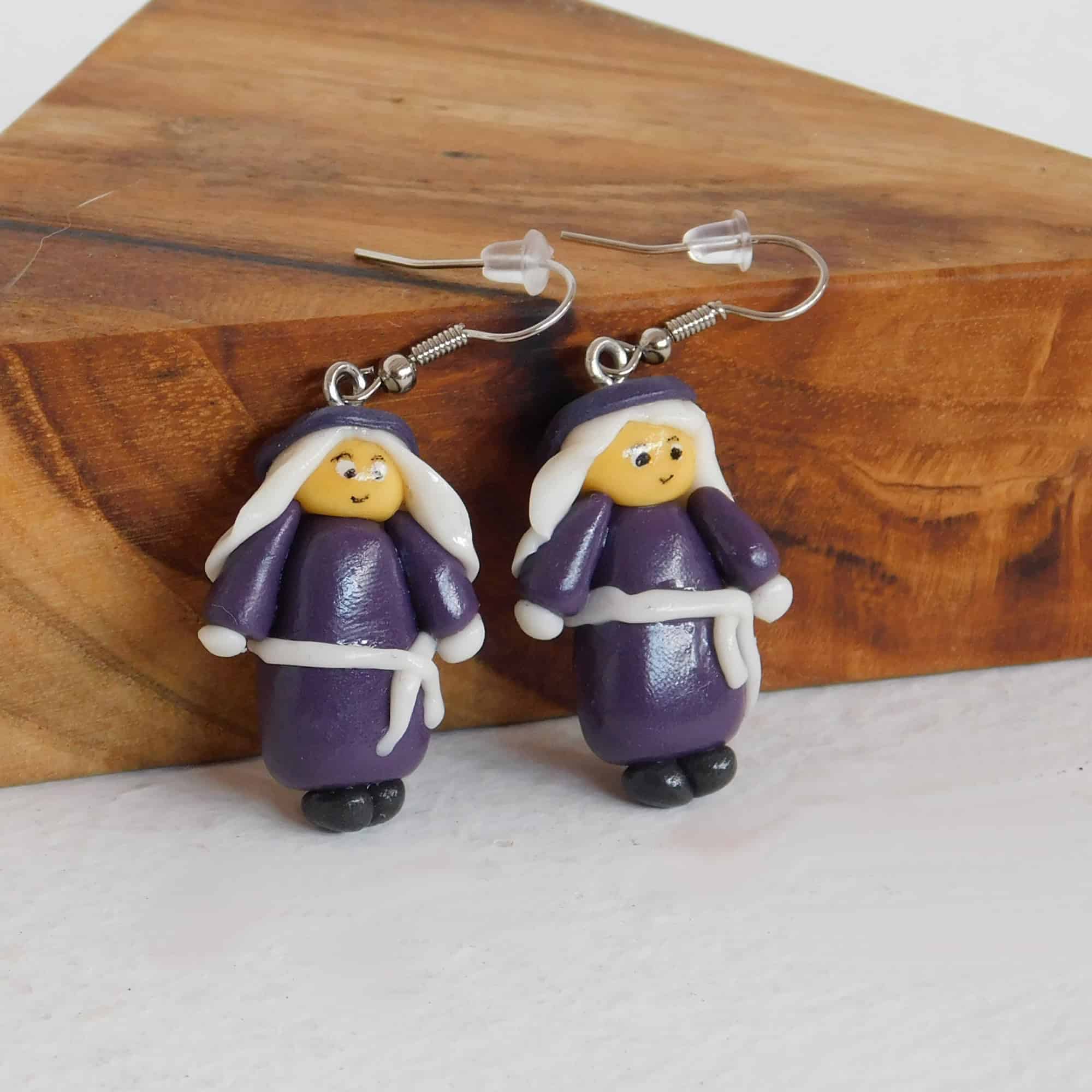 Aretes cucurucho