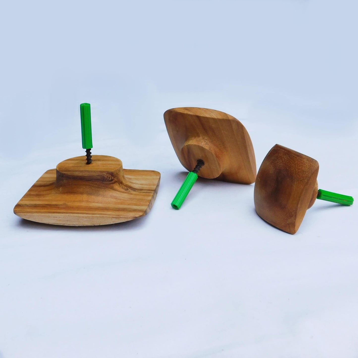 Botón colgador de madera teca - set de 3
