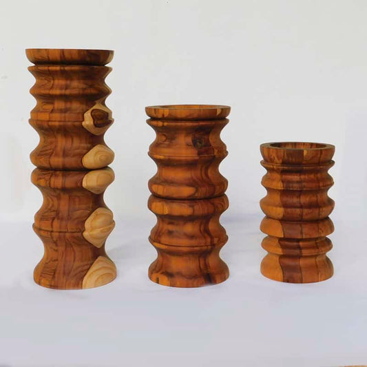 Candeleros de madera teca