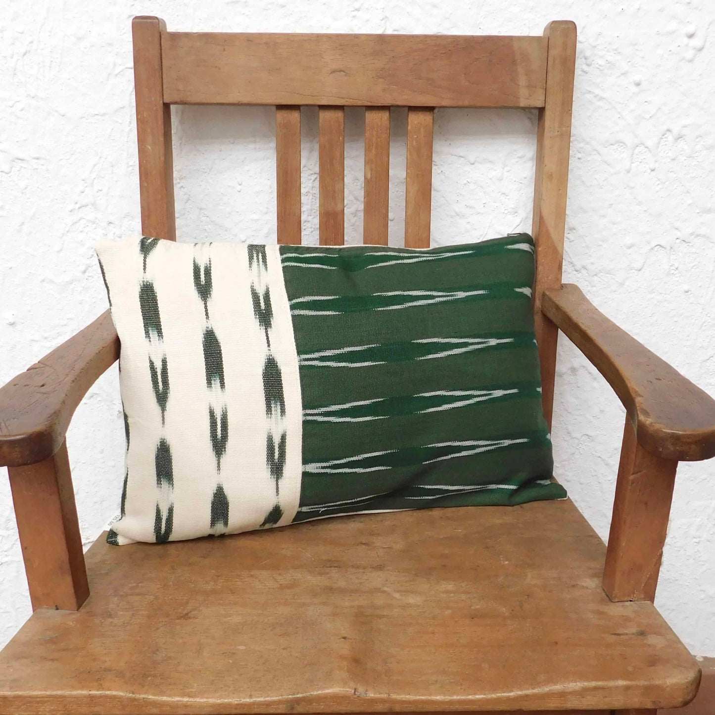 Funda para cojín rectangular  - estilo ikat verde