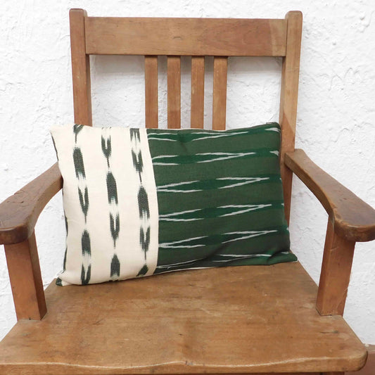 Funda para cojín rectangular - estilo ikat verde