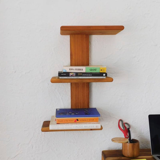 Repisa asimétrica de 3 niveles