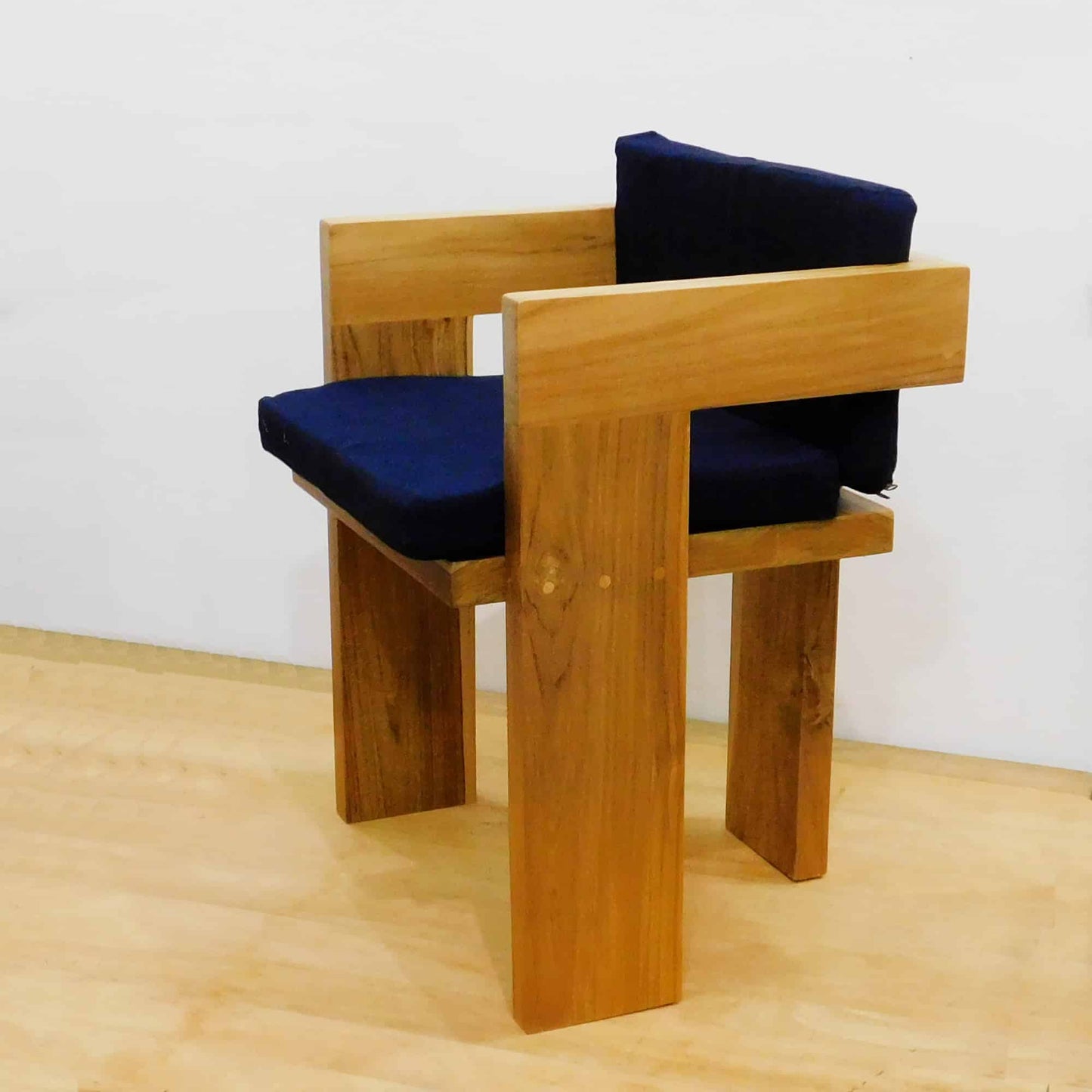 Silla con cojines Corte Azul