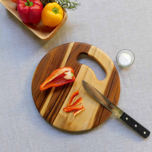 Las tablas de cortar que querrás en tu cocina son obra de este taller  artesanal de Jaén
