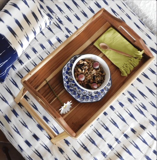 azafate para desayuno con patas plegables