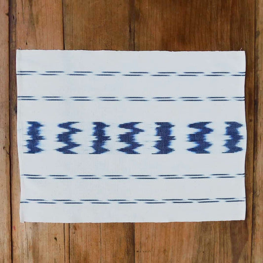 Individual ikat - Serpentina crudo con franjas índigo