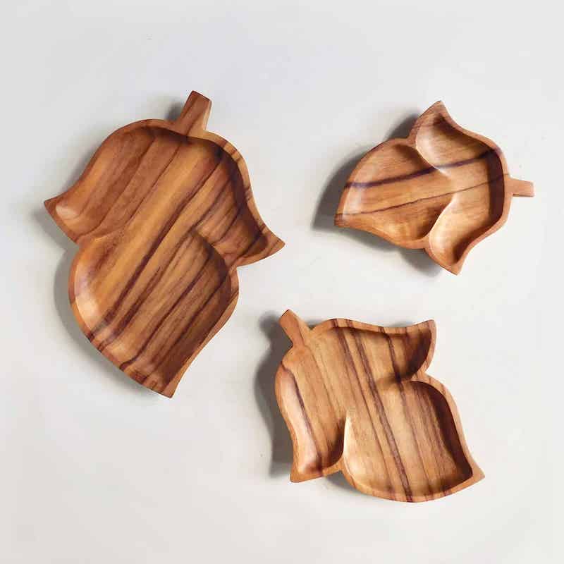 bandejas talladas en forma de hoja